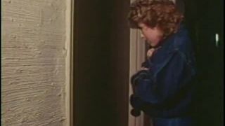 Tw0 H0stages Video Sex Download Porn-8