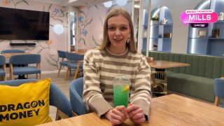 Arisha Mills - A Tinder Date Ended In Sex In A Public Toilet Full HD - Young teen-1