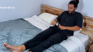 Side Footjob, FootFetish, Huge Cumshot On Feet Jina Rit Footjob ﻿Pantyhose Footjob For Step Daddy (Handjob porn)-2