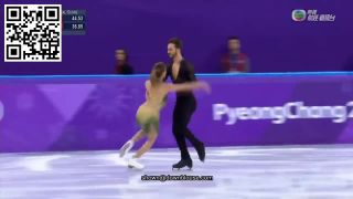 The dress of the figure skater slipped out during her short dance show ...-2