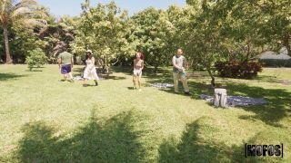 [LetsPostIt] Funsized Megan And Kevelyn A Fuck In The Park [10.21.25] [1080p]-7