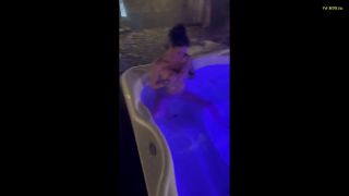 Sydney Schmid - Poolabend in Südtirol - Frühlingsgefühle im Winter 1080P - Germany-2
