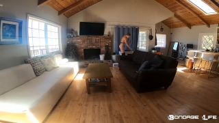 Greyhound Shows Off (Cleaning Edition) - 07.06.20 Quick V...-7