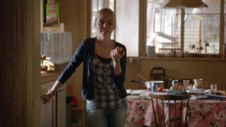 Virginie Efira - Une famille a louer (2015) HD 720p - (Celebrity porn)-2
