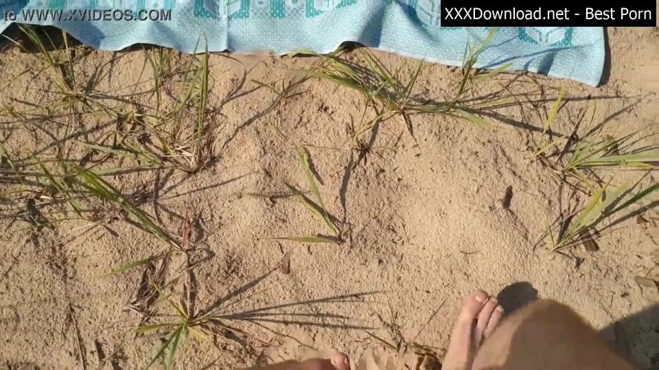 Big Dick Guy Jerks Cock Near Sunbathing Nude Beach Girl Amateur!