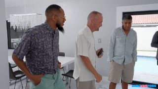 Video Valerica Steele  Dads On Set Part 2 Pick Up Lines Leads To Va...-1