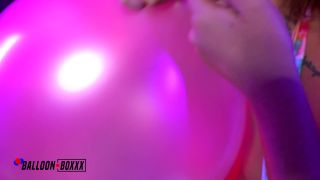 Shey Isles Sparkles: Birthday Balloon Fun & Seduction-5