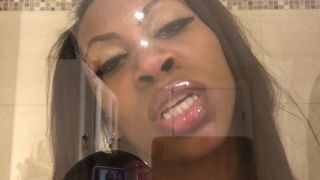 ASMR – Glass Kissing – Ass Worship – Wet Mouth Sounds – EbonyLovers Webcam!-3