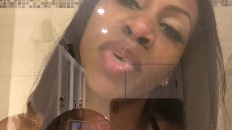 ASMR – Glass Kissing – Ass Worship – Wet Mouth Sounds – EbonyLovers Webcam!