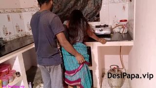 Desi wife in sari cooking food band ask to have sex.-2