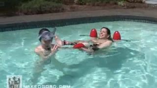 House of Gord19 11 29 Reyja - Rigid Cuff Pool Floaty Part I-8