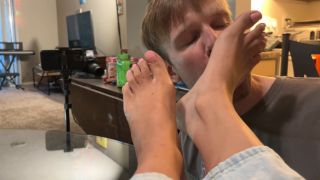 [K2S.CLUB] Goddess Ellen - Dirty Street Feet Licking - FullHD 1080P-9