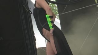 Performance 53 - 144 ,  on voyeur -0