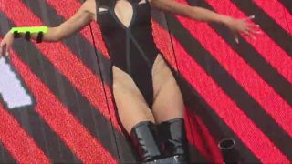 Performance 53 - 144 ,  on voyeur -2