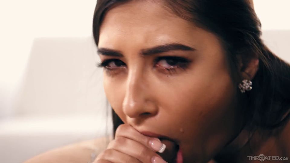Gianna Dior - Luxury Throat (Latina girls porn)