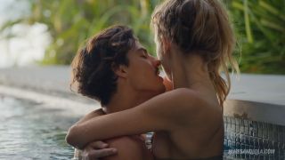 7151 Innocent French Kiss in the Pool Turns into Intense Sex ...-1