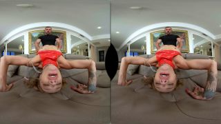 UltraHD VR Masturbation with Mia River: Teach Me More 8K-6