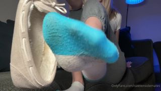 [GetFreeDays.com] FOOT FETISH - 16813 foot smelling-1