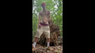 Garrett Kinsley - Helix College Twink Garrett Kinsley Blows his Load in the Woods-6