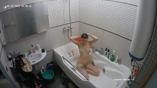 Guest Shower, 29.10.2024 720P - Voyeur-3