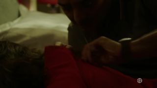Veronique Volta – Mafiosa s04e05 (2012) HD 720p - [Celebrity porn]-1