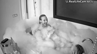 Reallifecam - Sara And Her New Boyfriend Have A Bubble Bath Quick Sex Pussy Eat 30.01.2025 624P - Amateur-5