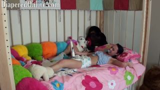Diaperedonline2Mia Mia Masturbates in Crib-8