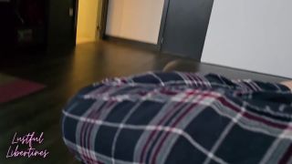 7184 Sharing a Bed with Seductive Mature MILF Stepmom Lustful...-2