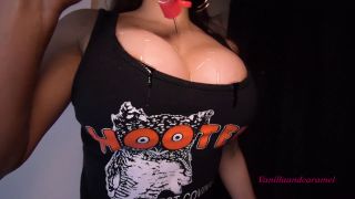 Big Tits Hooters Waitress Does A Oily Striptease Amateur Vanillaandcaramel 1080p-3