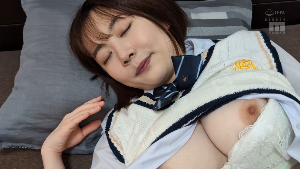 A Slim, Busty Manager Who Is Used As A Urinal For The Intense Sexual Desires Of Her Rugby Club Members. I Get Used By Them Every Day Until I Faint From Orgasm... Sakura Miura ⋆.