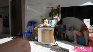Stunningly beautiful Babe Gag on a big dick in the morning Super Hot Video-0