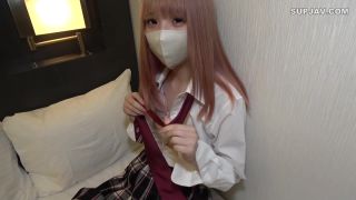 FC2PPV 3169892 期間限定価格【無修正】秋葉のコンカフェで働く地下アイドルに制服着させてハメ撮り。相変わらずのメンヘラ幼〇体系、ツルツルおまんこはシマりよくおじさんの精子を吸い取ってくれました。-1