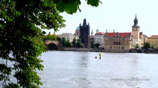 Holly Randall 5e0581572b664a8e885a1-1