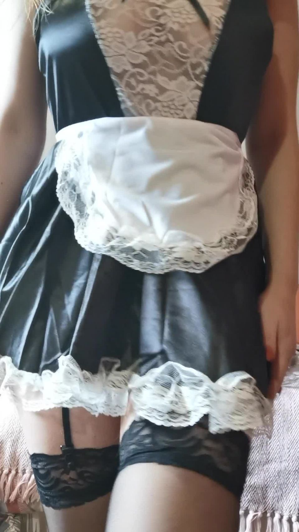 LottiiRose Lottiirose - heres that naughty maid video i promised you 20-03-2020