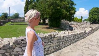 Subil Arch - Stepmom At The Roman Ruins-0