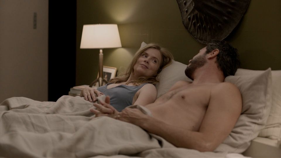 Roxane Arnal & Isabelle Carre: Intimate On-Screen Connection