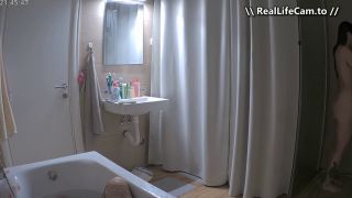Voyeur Peek: Dasha & Sasha's Bathroom Blowjob & Sex SD 644P 2025-5