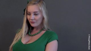 Holiday Green 1 (Big Tits porn) Beth Lily-3