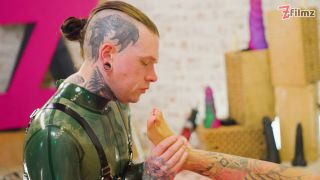 Lyviane & Miss Flora - Dominant Mistresses Gets Intimate Foot Massage from Her Loyal Slave - Foot Fetish-2