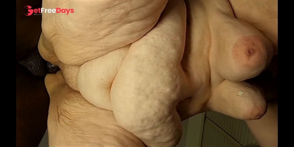 Big fat woman get fucked real hard, old guy black cock pumping huge loads of cum inside her pusssy