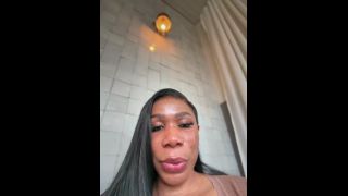 Morgpie Teases Her American Booty in This Exclusive Fuck Video Morgpie  exclusive-2