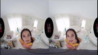 Maya Bijou in Moving house | bijou | reality blowjob for daddy porno-0