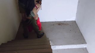 DESI BRITISH BHABI - Meet My Girlfriend in Stairs-Pakistani Horny Girl-7