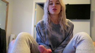 free adult clip 44 Sofia Studios — Kinky Mistress Sofia — I m Looking Cute While I Give You A Bb Handjob - handjob domination - feet porn princess cindi femdom-2