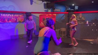 Lilly Ice vs Tomiko-5