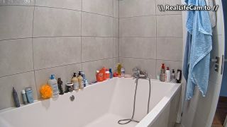 Hot 2025 Shower Sex! Savaira & Chilli's Dildo Showdown [SD 640P]-7