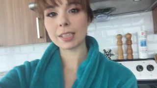 Ariel Rebel () Arielrebel - cooking breakfast 12-12-2017-9