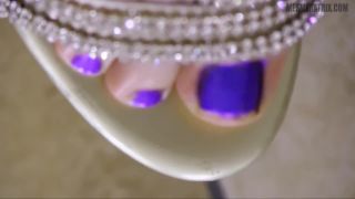 adult xxx video 12 Foot Seduction! FEET PORN - www.LOVELY-MILF.com Video - milf - big tits porn totally spies foot fetish-3