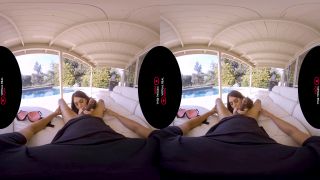 Joseline Kelly - Locked And Horny Huge Cock POV Oculus Quest 2 4K.-1