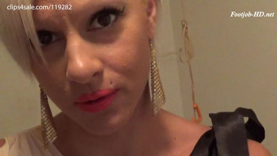 British Landlady Mistress – ‘Cum On My Shoes(Feet porn)